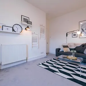 Stylish And Comfortable Centre , Edinburgh United Kingdom